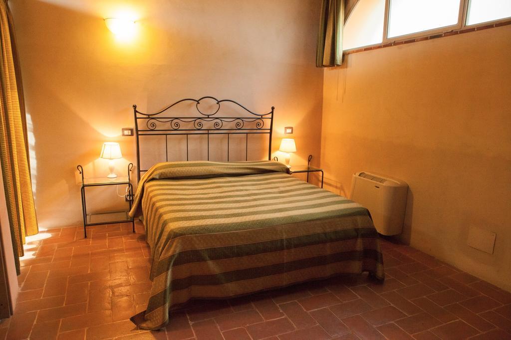 Casa Vacanze "Casale Al Pino" Riparbella Extérieur photo